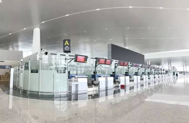 北京机场无机色多多污污污视频下载图片